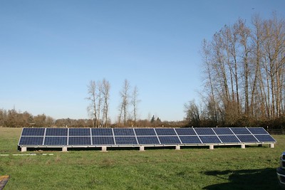 All solar panels installed - Missdee's French Alpine Dairy Goats